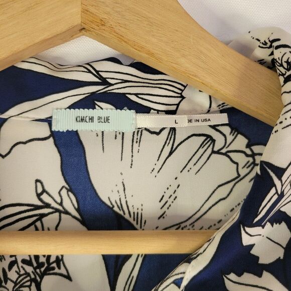 Kimchi Blue Floral Romper - Picture 4 of 16